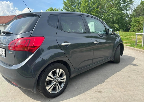 Kia Venga cena 61000 przebieg: 40916, rok produkcji 2019 z Rumia małe 211